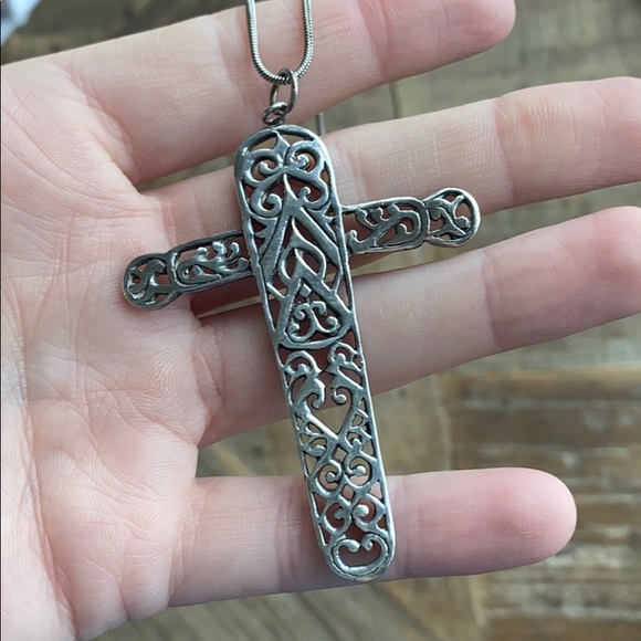 Silver Filigree Cross Pendant - Picture 9 of 9